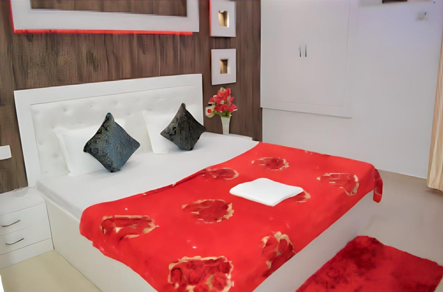 Taj Square A Luxurious Family Homestay Agra  Buitenkant foto