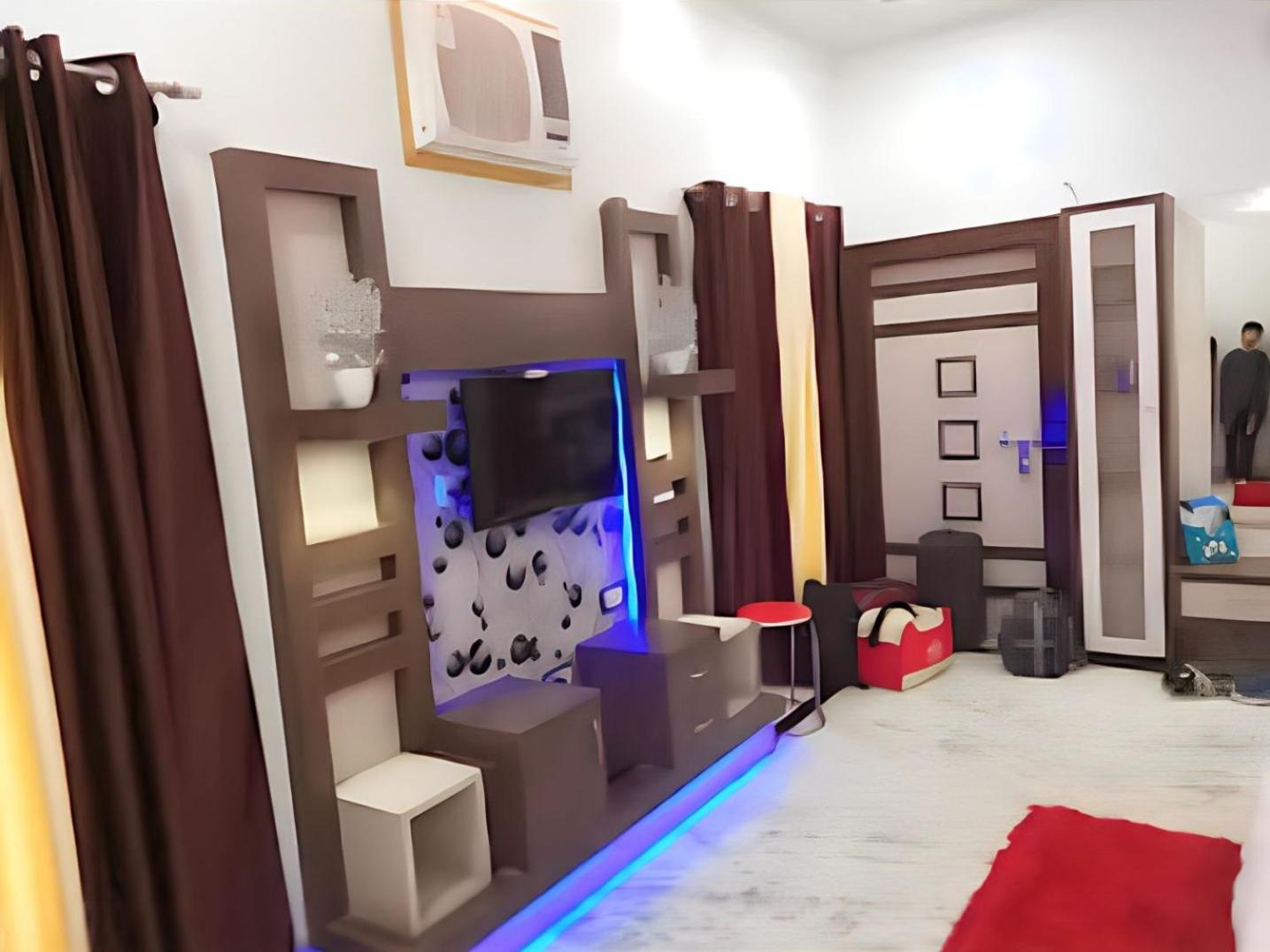 Taj Square A Luxurious Family Homestay Agra  Buitenkant foto