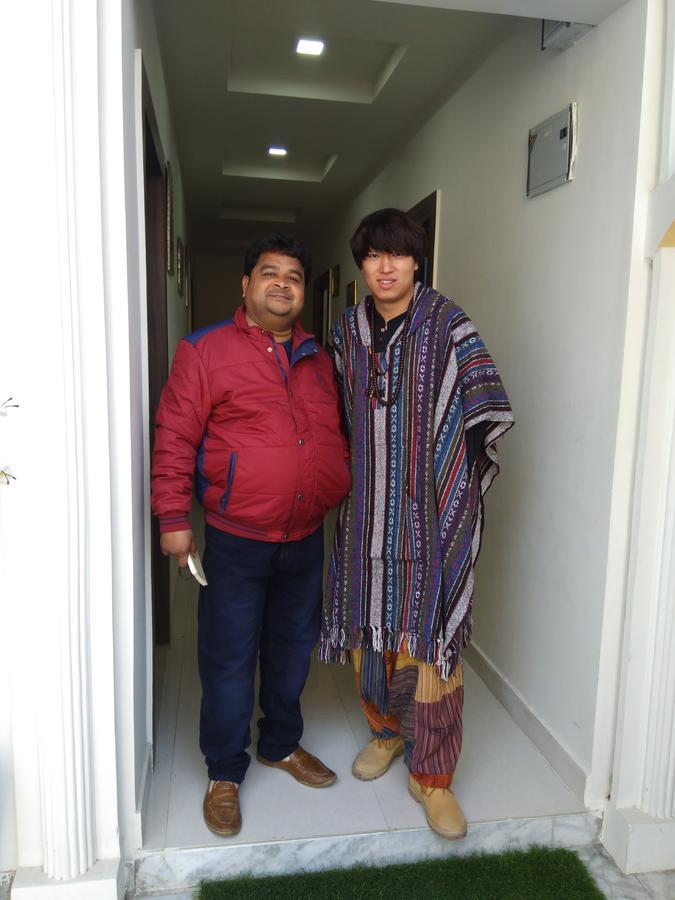 Taj Square A Luxurious Family Homestay Agra  Buitenkant foto