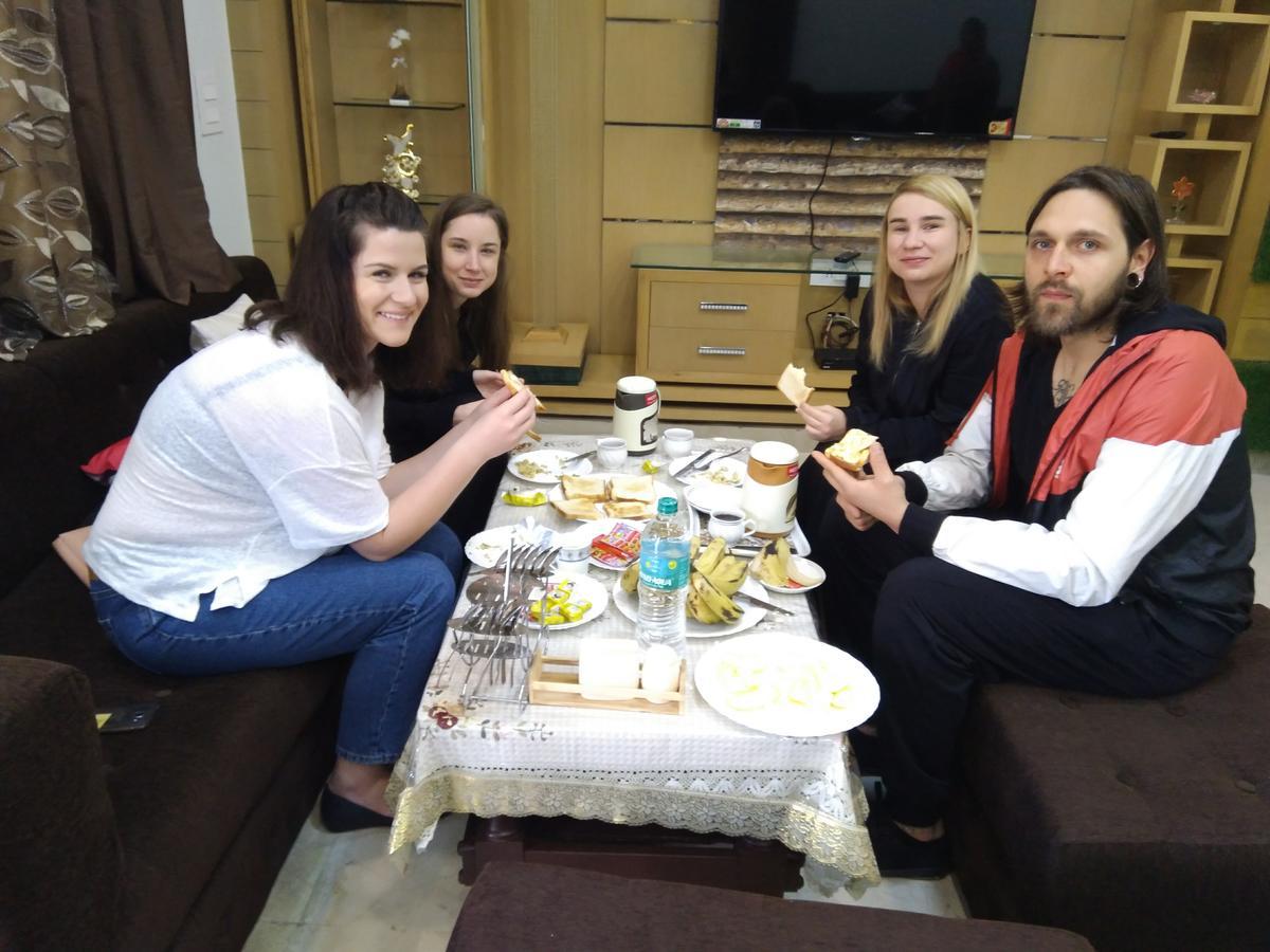 Taj Square A Luxurious Family Homestay Agra  Buitenkant foto