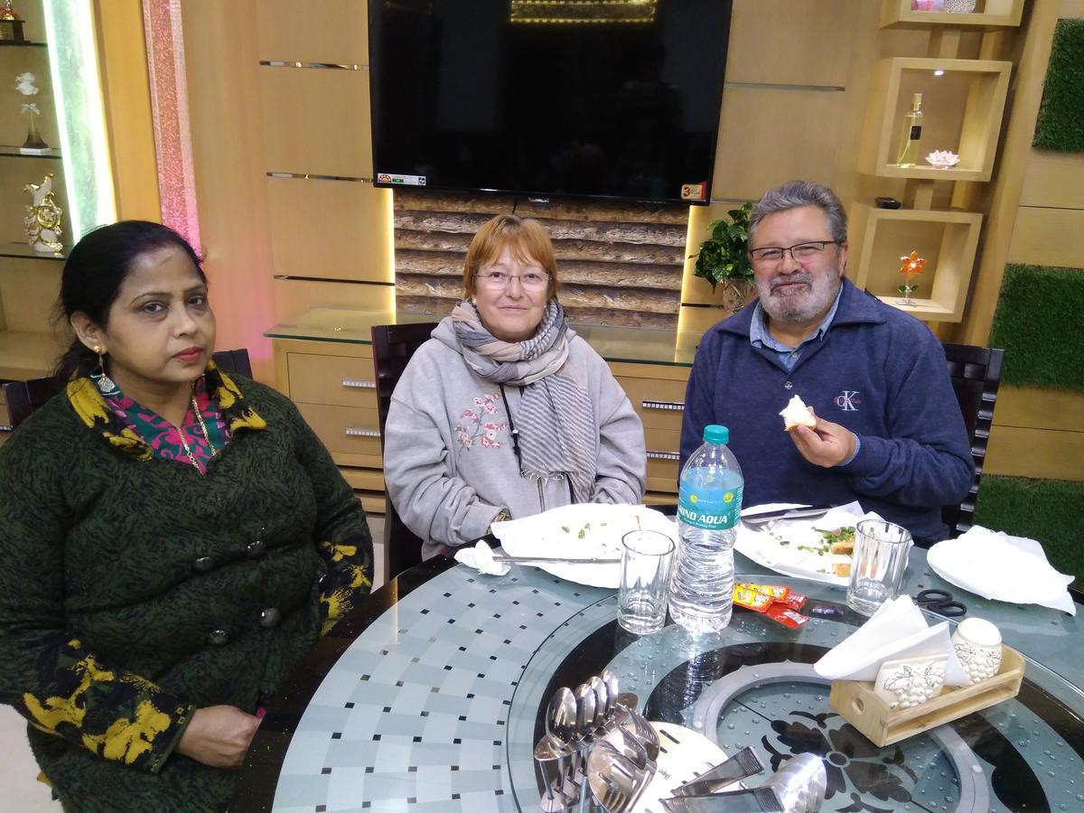 Taj Square A Luxurious Family Homestay Agra  Buitenkant foto