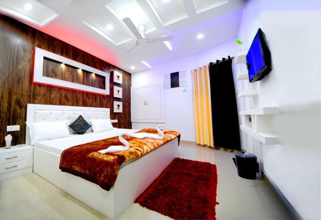 Taj Square A Luxurious Family Homestay Agra  Buitenkant foto